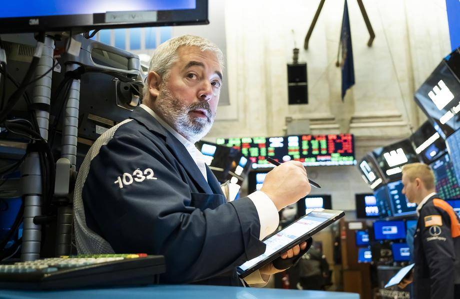 Indeksa Dow Jones in S & P 500 sta v prvih dveh dneh tega tedna postavila novi rekordni vrednosti. Dow je dosegel že skoraj 35.900 točk, S & P pa je vrh 