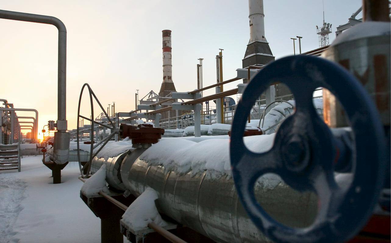 Črpališče plina in nafte Novi Urengoj v Sibiriji. Foto: EPA