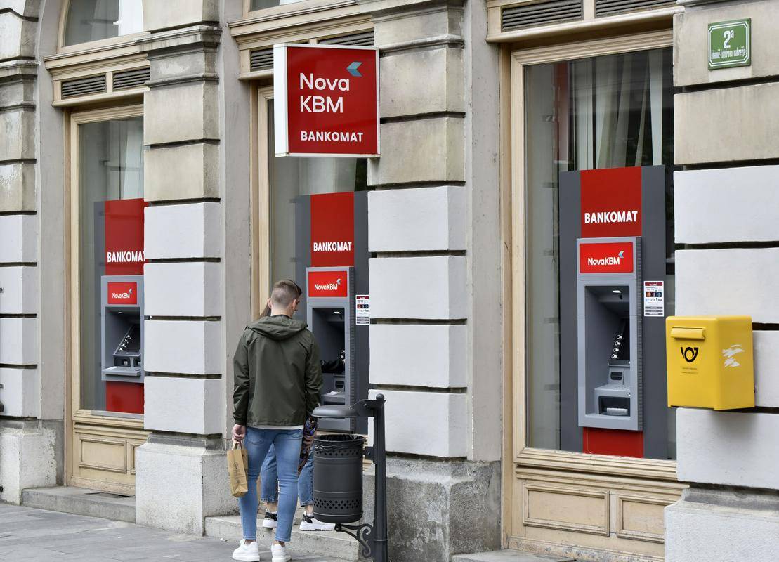 Bančna skupina Nova KBM je lani glede na leto poprej skoraj podvojila dobiček. Foto: BoBo