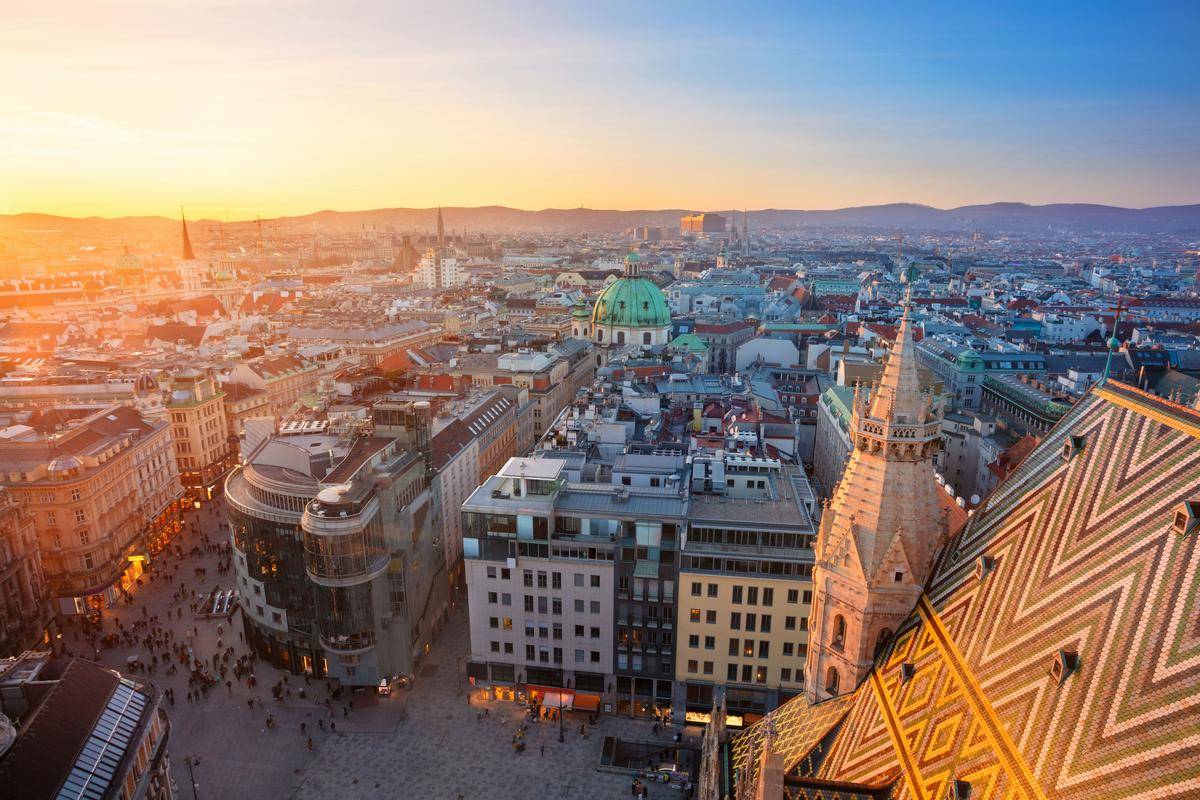 Mesto Dunaj se vseskozi razvija in širi, znotraj EU-ja je drugo mesto glede večanja števila prebivalcev (+12,8 odstotka, na prvem mestu je Berlin z 11,8-odstotnim prirastkom). Foto: Shutterstock