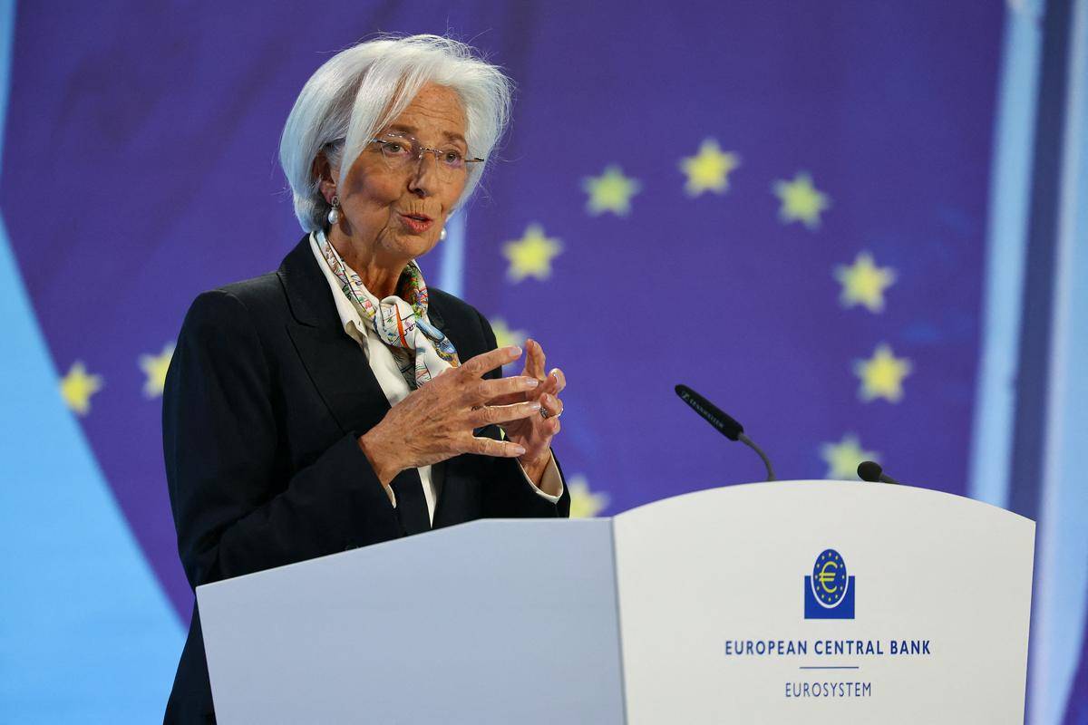 Predsednica ECB-ja Christine Lagarde na novinarski konferenci po sestanku o denarni politiki. Foto: Reuters