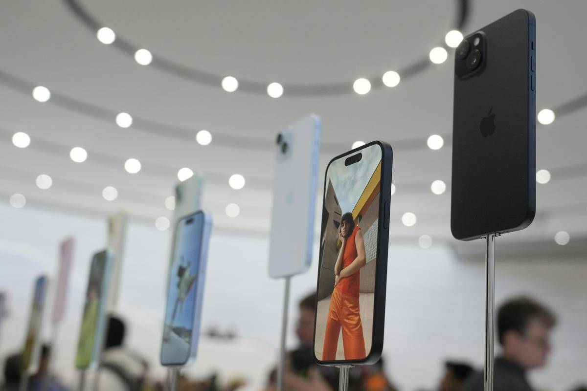Applov iPhone ima v ZDA 136 milijonov uporabnikov. Foto: AP
