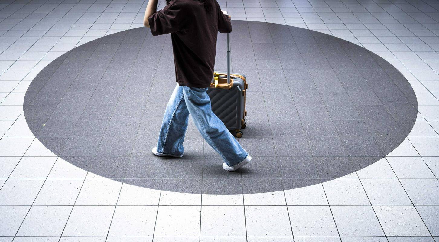 Nekatere letalske družbe zaračunavajo doplačilo za prenos ročne prtljage. Foto: EPA