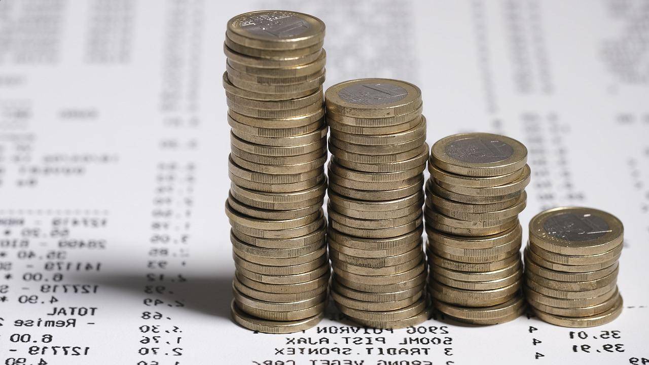 Cene življenjskih potrebščin so se v prvem letošnjem polletju zvišale za 2,3 odstotka, v istem obdobju lani pa za 4,9 odstotka. Foto: Pixabay